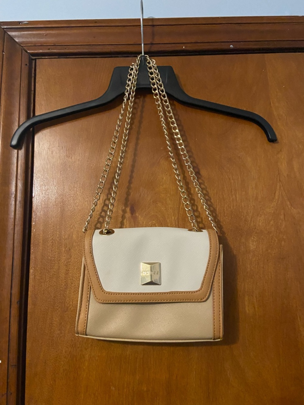 Beige and White Chain Shoulder Bag